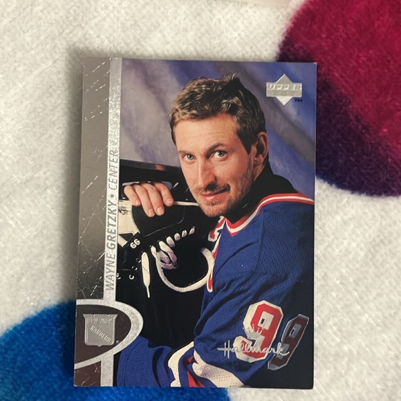 NWT 1997 Hallmark Keepsake Wayne Gretzky ornament - Picture 5 of 8